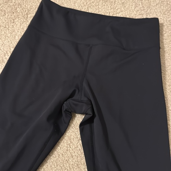 ZYIA Active Black Light N Tight Hi-Rise Crop 17” Legging, size 8/10 - Picture 2 of 4